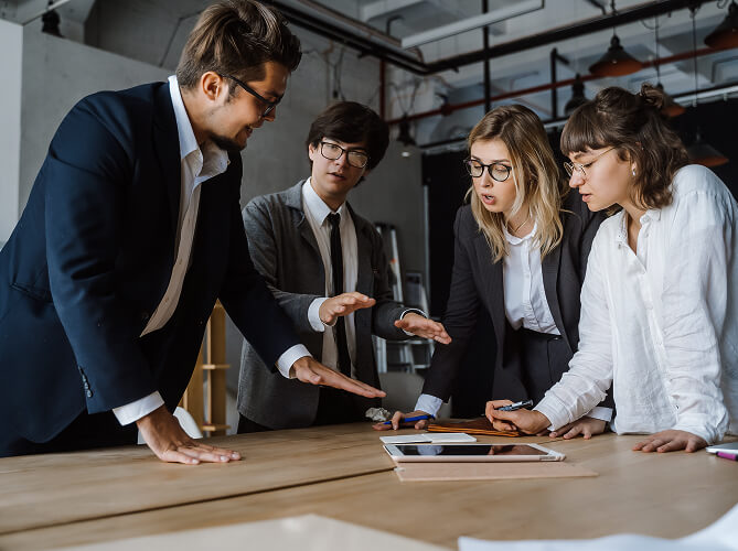Data-Driven Risk & Compliance