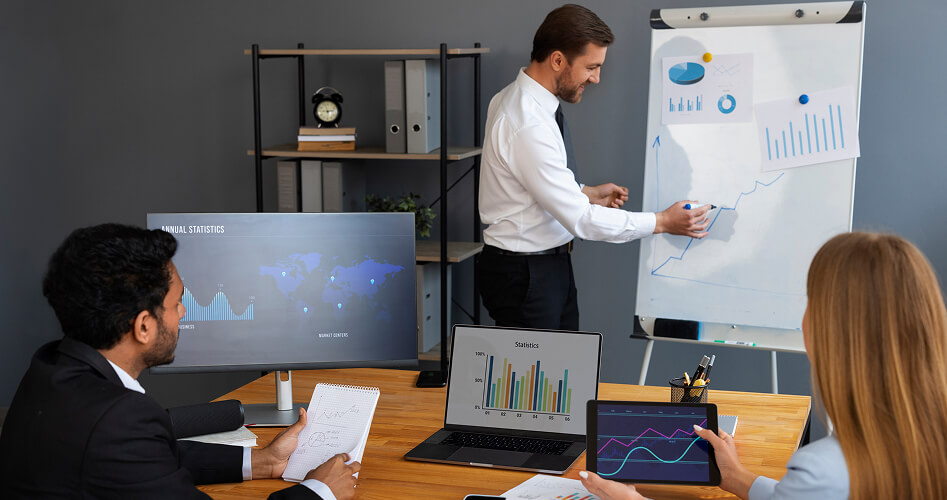 Efficiency & Sustainability in Logistics